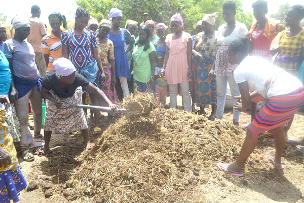 80 Women vegetable farmers train in compost production
